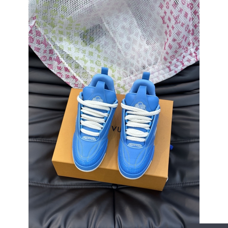 l**is V*t*n sneakers